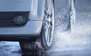 aquaplaning